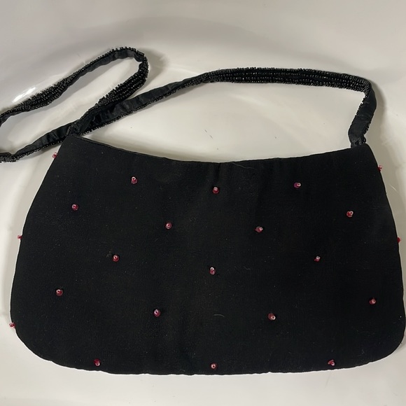 Beaded purse. New condition . Beautiful colors . 10 width / 6 length / 12 strap - Picture 3 of 6